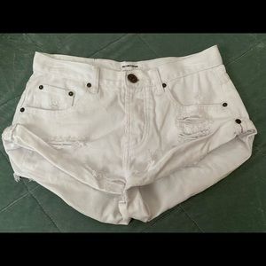 One teaspoon size 25 white beauty bandit shorts